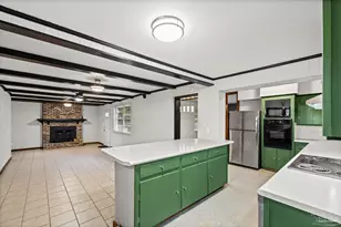 625 Edgecliff Dr, Pensacola, FL 32506 - Photo 10