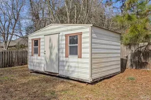 2237 Prytania Cir, Navarre, FL 32566 - Photo 36