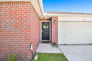 217 Staysail St, Pensacola, FL 32507 - Photo 2