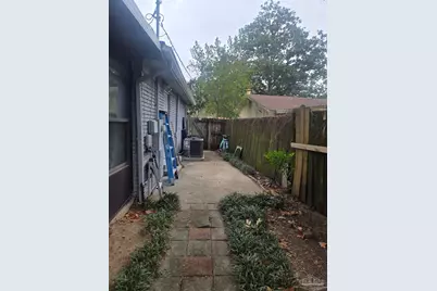 2955 Newton Dr, Pensacola, FL 32503 - Photo 8