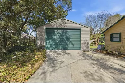 14001 Innerarity Pt Rd, Pensacola, FL 32507 - Photo 38