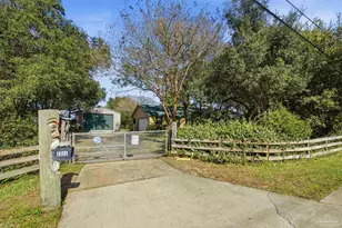 14001 Innerarity Point Rd, Pensacola, FL 32507 - Photo 40