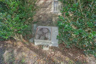 6971 Jefferson Ave, Century, FL 32535 - Photo 6