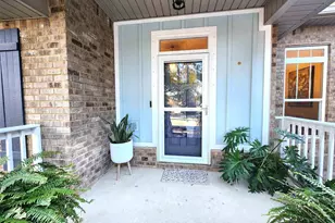 5902 Creek Side Cir, Pensacola, FL 32504 - Photo 2