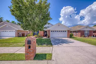 3747 Boardwalk Ct, Gulf Breeze, FL 32563 - Photo 2