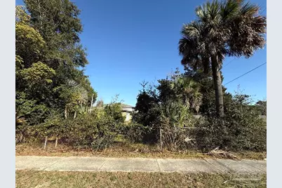 1202 E Yonge St, Pensacola, FL 32503 - Photo 8