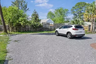 1218 E Cervantes St, Pensacola, FL 32501 - Photo 2