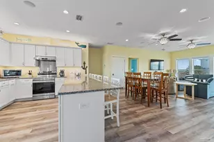 8162 Gulf Blvd, Navarre Beach, FL 32566 - Photo 16