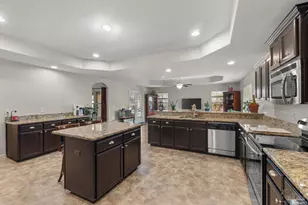 7048 Flintwood St, Navarre, FL 32566 - Photo 12