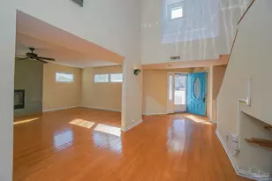 4690 Peacock Dr, Pensacola, FL 32504 - Photo 10