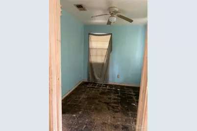 84 S Garfield Dr, Pensacola, FL 32505 - Photo 2