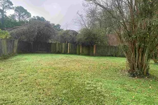 84 S Garfield Dr, Pensacola, FL 32505 - Photo 16