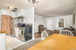 1405 Clio Dr, Pensacola, FL 32505 - Photo 8