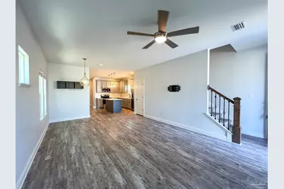 949 W Gregory St, Pensacola, FL 32502 - Photo 4