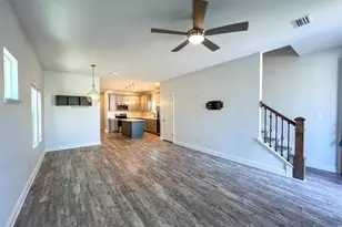 949 W Gregory St, Pensacola, FL 32502 - Photo 4