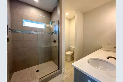 949 W Gregory St, Pensacola, FL 32502 - Photo 16