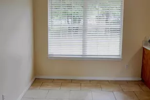 5871 Locust St, Milton, FL 32570 - Photo 6