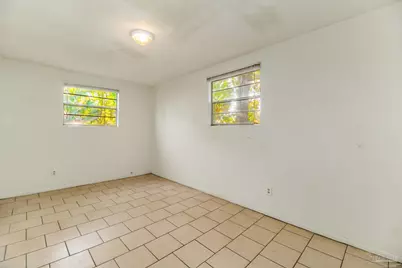 812 N D St, Pensacola, FL 32501 - Photo 4