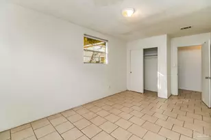 812 N D St, Pensacola, FL 32501 - Photo 2