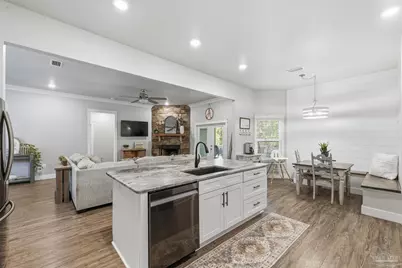 6808 Santa Clara Dr, Navarre, FL 32566 - Photo 10