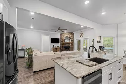 6808 Santa Clara Dr, Navarre, FL 32566 - Photo 8