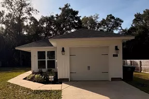 171 Calvert Oaks Dr, Pensacola, FL 32514 - Photo 2