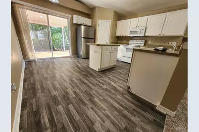 1589 Galvin Ave, Pensacola, FL 32526 - Photo 14