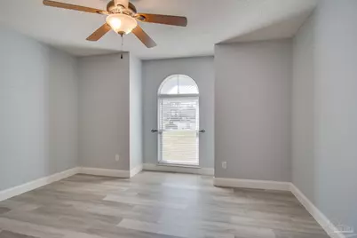 9880 Creet Cir, Navarre, FL 32566 - Photo 22