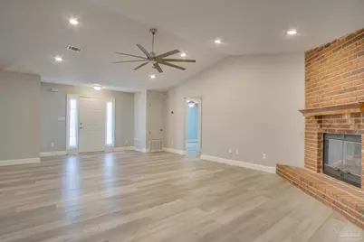 9880 Creet Cir, Navarre, FL 32566 - Photo 8