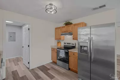 2920 W Gonzalez St, Pensacola, FL 32505 - Photo 8