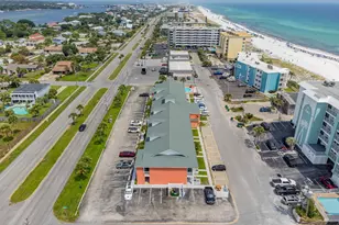 683 Nautilus Ct, Fort Walton Beach, FL 32548 - Photo 2