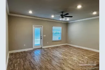 262 S F St, Pensacola, FL 32502 - Photo 8