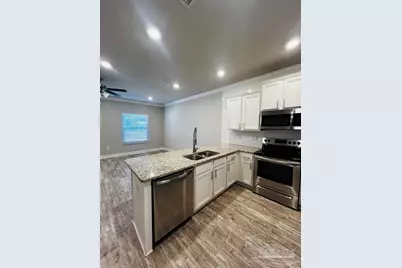 262 S F St, Pensacola, FL 32502 - Photo 4