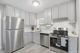 4918 Lillian Hwy, Pensacola, FL 32506 - Photo 2