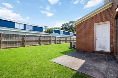 7250 Hilburn Dr #3D, Pensacola, FL 32504 - Photo 2