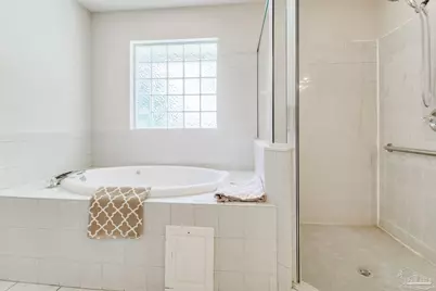 2004 Pin High Dr, Pensacola, FL 32526 - Photo 10