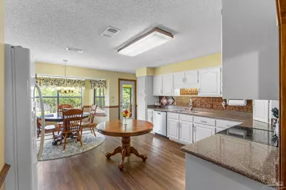 5816 Forest Ridge Dr, Pensacola, FL 32526 - Photo 14