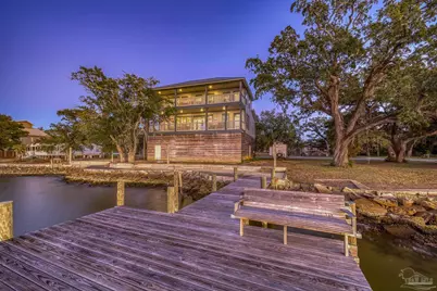 305 S Garcon Point Rd, Milton, FL 32583 - Photo 10