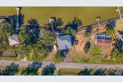 305 S Garcon Point Rd, Milton, FL 32583 - Photo 66