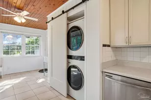 1715 E Hatton St, Pensacola, FL 32503 - Photo 14