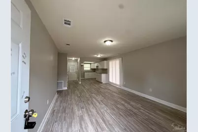 1425 Toni St #B, Pensacola, FL 32504 - Photo 2