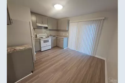 750 Tumbleweed Trl #B, Pensacola, FL 32534 - Photo 4