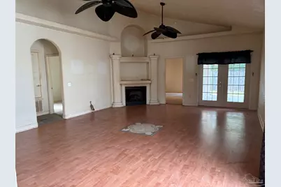 6021 Champion Oaks Dr, Pensacola, FL 32526 - Photo 2