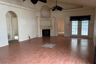 6021 Champion Oaks Dr, Pensacola, FL 32526 - Photo 2