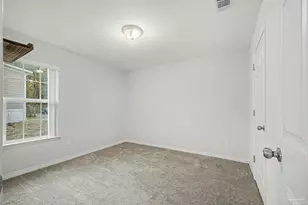 5179 Lake End Dr, Milton, FL 32583 - Photo 16