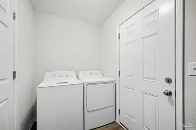 5179 Lake End Dr, Milton, FL 32583 - Photo 22