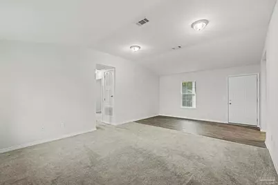 5179 Lake End Dr, Milton, FL 32583 - Photo 8