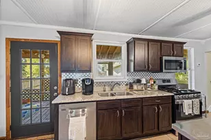 401 N 16th Ave, Pensacola, FL 32501 - Photo 24