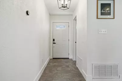 1809 Donegal Dr, Cantonment, FL 32533 - Photo 10