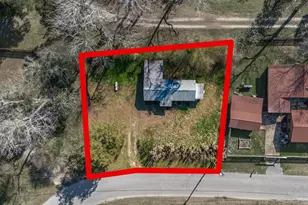 3020 Woodbury Cir, Cantonment, FL 32533 - Photo 2